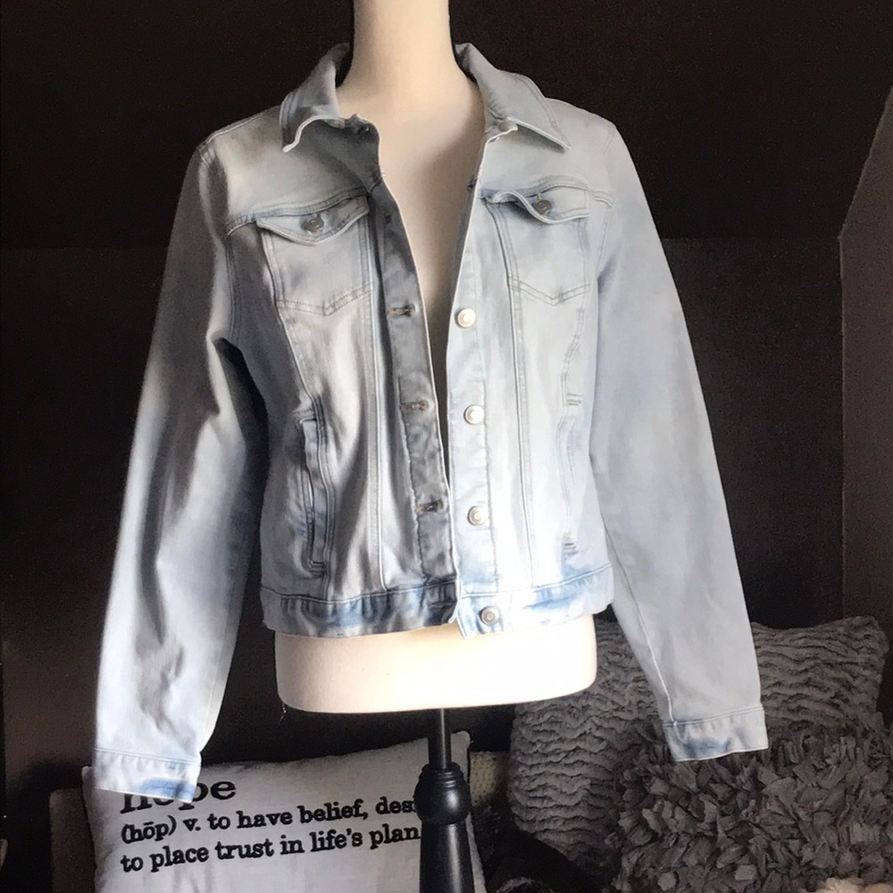 Light Jean Jacket TIME and TRU